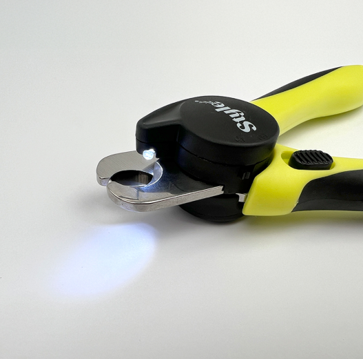 Style It Professional Illuminated Nail Clipper
