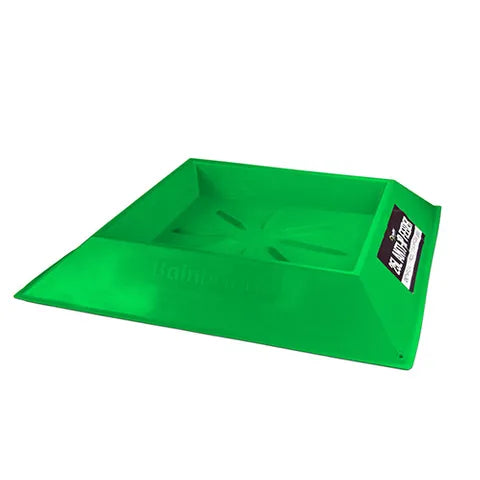 Anti-Tip feeder 25L